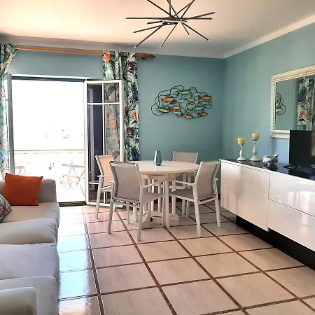 Casa Amarela * Sao Martinho do Porto