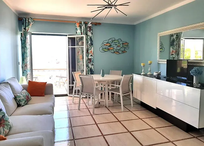 Casa Amarela * São Martinho do Porto